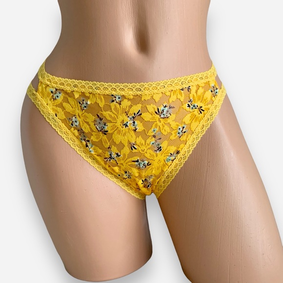 Victoria's Secret Other - Victorias Secret Underwear Panties V-string Panty XXL New